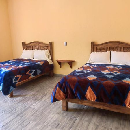 Hotel Villa Aurora Бернал Екстериор снимка