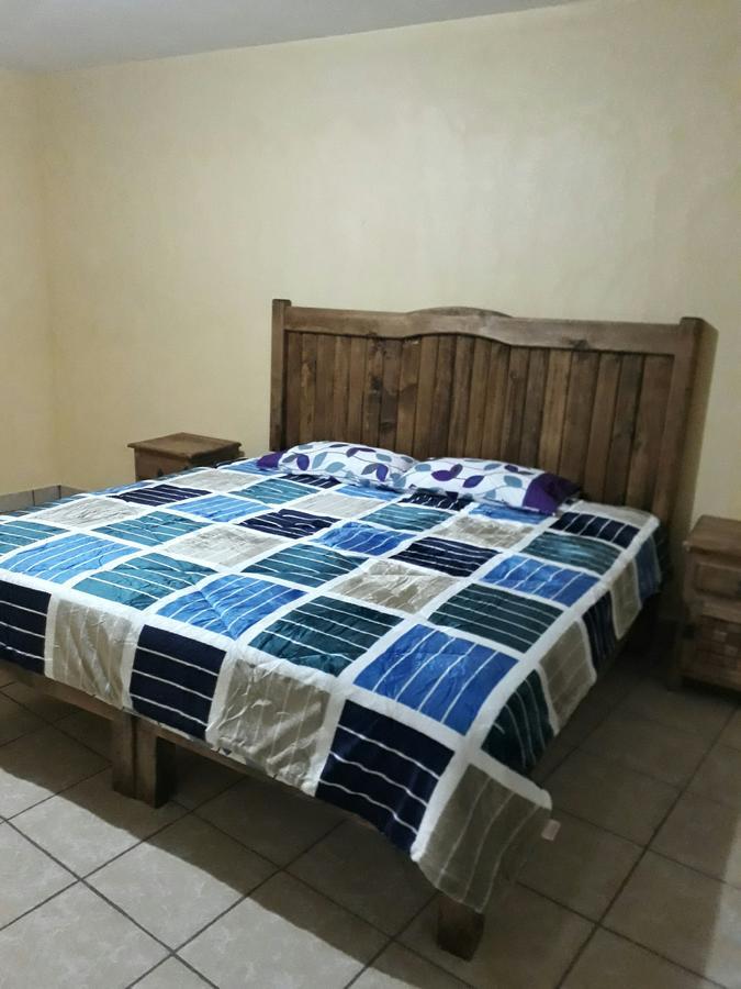 Hotel Villa Aurora Бернал Екстериор снимка